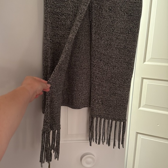 BCBGeneration Charcoal Knit Sweater Vest Top XS/S - Picture 4 of 5